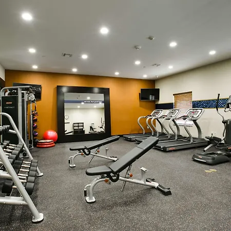 Hampton Inn & Suites Dallas/Ft. Worth Airport South-2