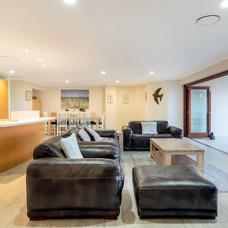 The Village Holiday Apartments At Burleigh Heads-2