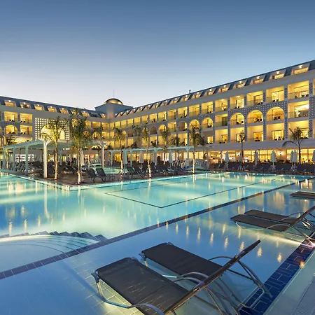 Karmir Resort & Spa-3