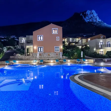 Pilot'S Villas Luxury Suites-2