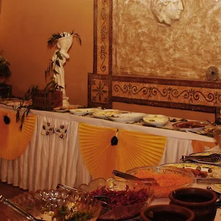 Club Pink Palace Hotel-3