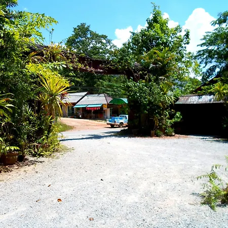 Khao Sok Tree House Resort-3