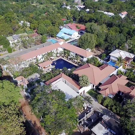 Hotel Tamarind Tree-3