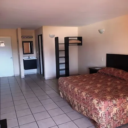 Los Jitos Hotel&Suites-3