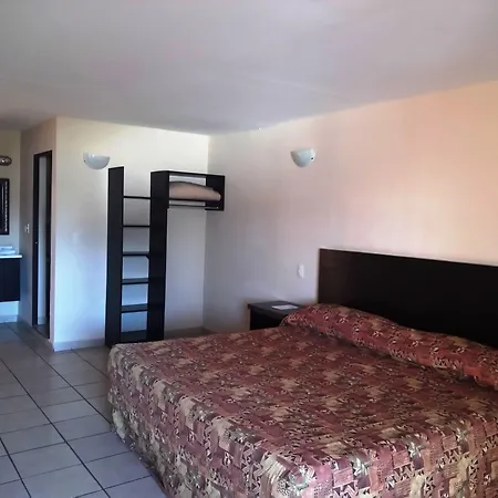 Los Jitos Hotel&Suites-2