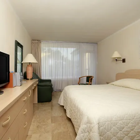 Hotel Bryza Resort & Spa-3