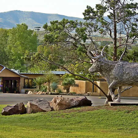 The Maverick Inn-3
