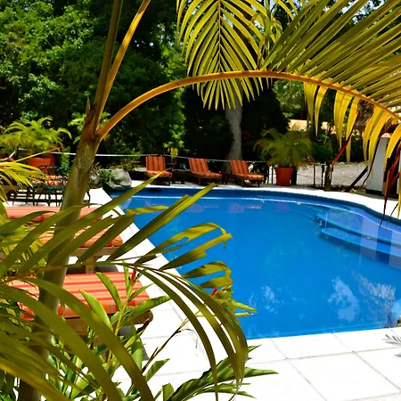Hotel Jungle Lodge Tikal-3