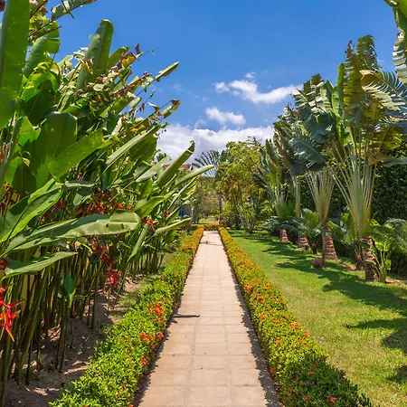 Atlantida Park Hotel-3