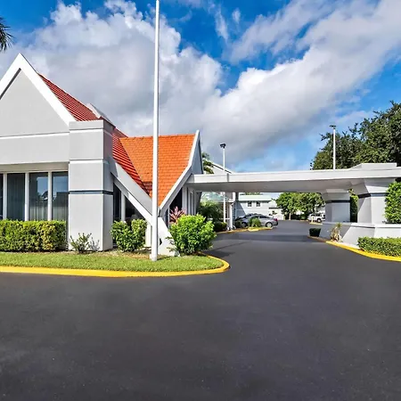 Howard Johnson By Wyndham Vero Beach / Downtown-3
