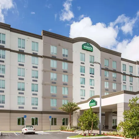 Wingate By Wyndham Miami Airport-3