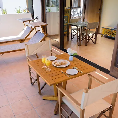 Idyll Suites - Adults Only-3
