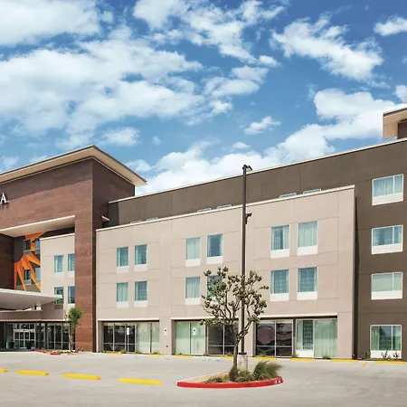 La Quinta By Wyndham Mcallen La Plaza Mall-2