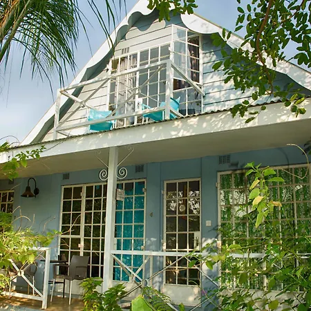 The Old House-2