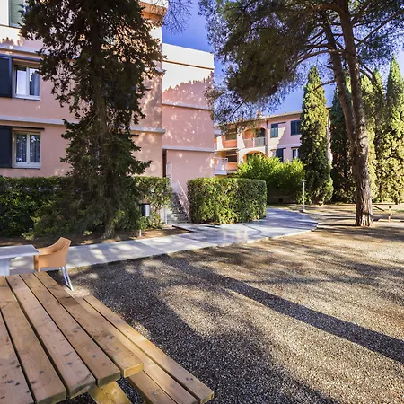 Th Lacona-2