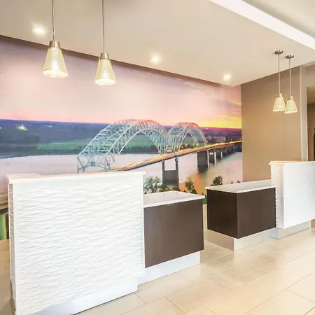 La Quinta By Wyndham Memphis Downtown-3