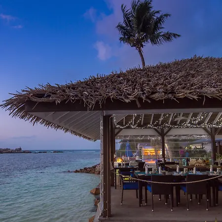 Le Nautique Waterfront Hotel La Digue-3