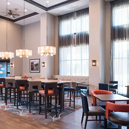 Hampton Inn And Suites At Wisconsin Dells Lake Delton-2