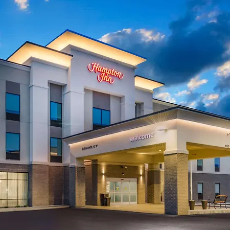 Hampton Inn Newport-2