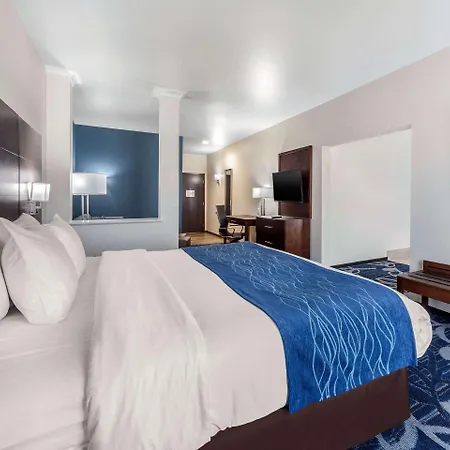 Comfort Inn & Suites Oklahoma City South I-35-2