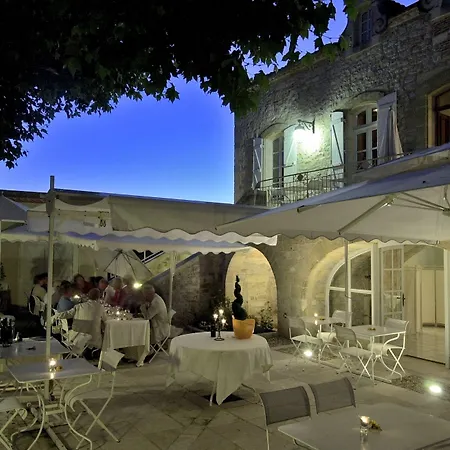 Hostellerie Clau del Loup - Logis Hotels-3