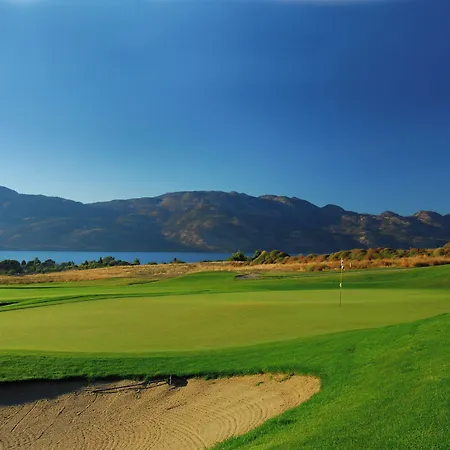 Holiday Inn Express & Suites Kelowna - East By Ihg-2
