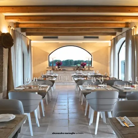 Le Scuderie - Castello Monaci-2