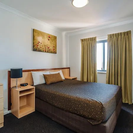 Canning Bridge Auto Lodge-3