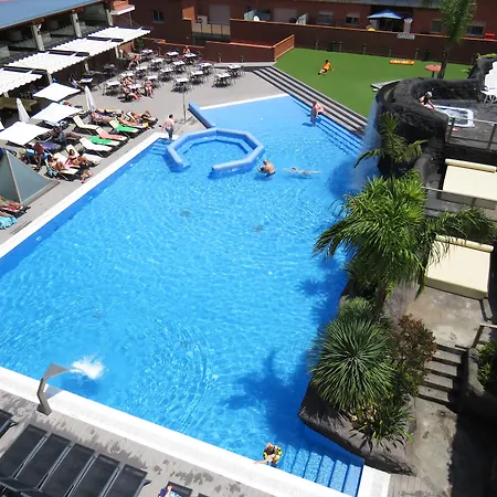 Hotel Papi-2