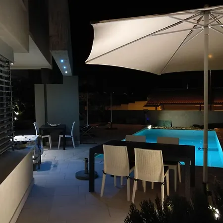 Art House Quartu - Margine Rosso-2