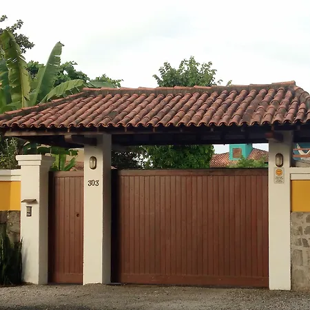 Ouro Sobre Azul Apart Hotel-3