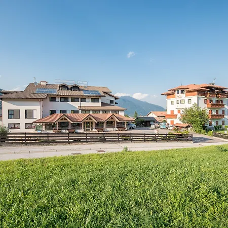 Hotel Alpenrose Wellness-3