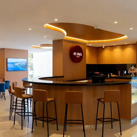 St Paul Plaza Hotel-3