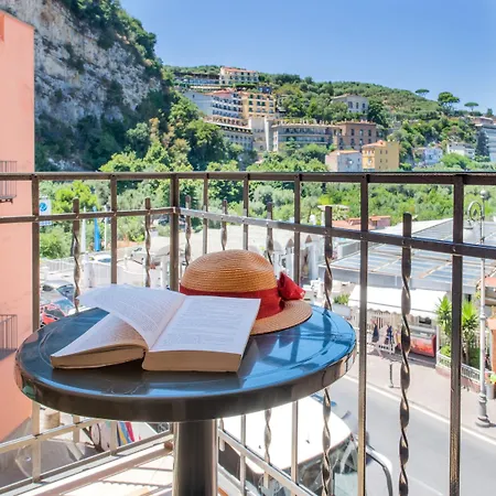 Hotel Ascot Sorrento-3