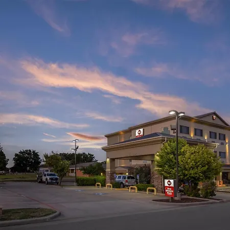 Best Western Plus Shamrock Inn & Suites-2