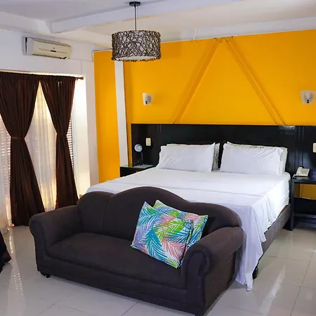 Hotel H&M-2