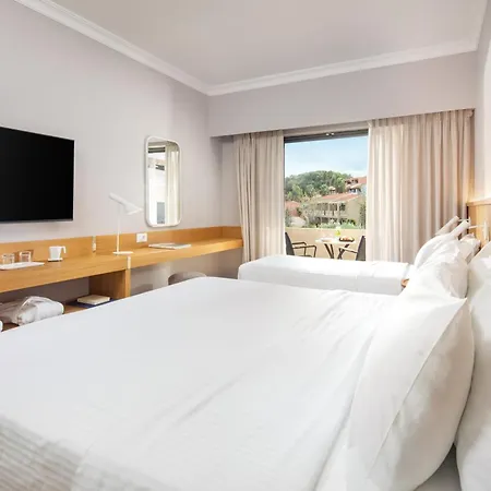 Roda Beach Resort&Spa-2