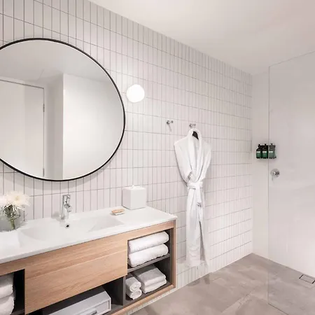 Crowne Plaza Adelaide By Ihg-2