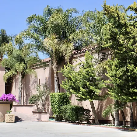 Estancia Inn-2