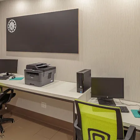 Holiday Inn Express & Suites - Belleville By Ihg-2