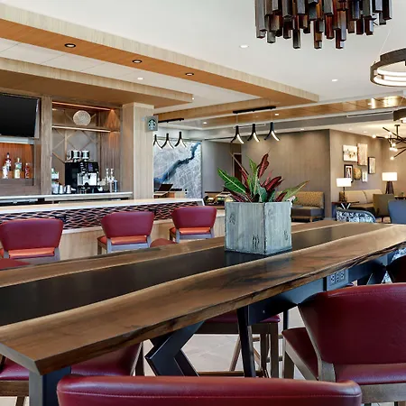 Hyatt Place Ottawa West-3