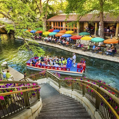 Econo Inn Lackland Afb-Seaworld San Antonio-2