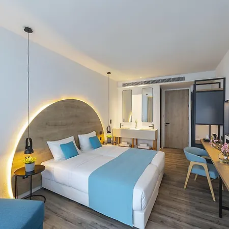 Flamingo Paradise Beach Hotel - Adults Only-2