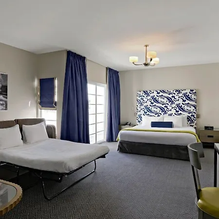 Hotel Breakwater South Beach-3