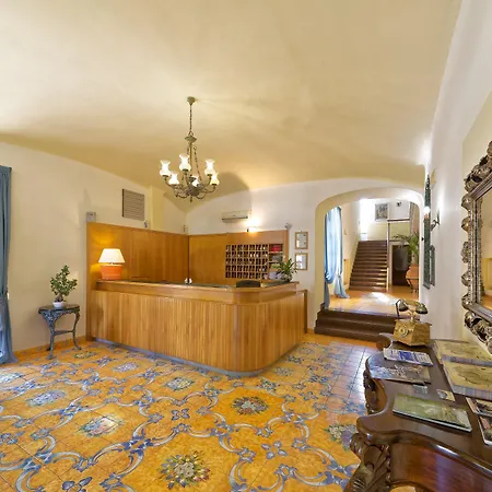 Hotel Zaro-3