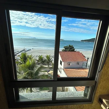 Golfinhos Apart Hotel-2