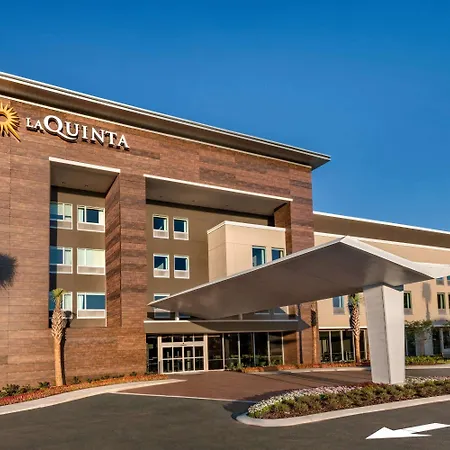 La Quinta Inn & Suites By Wyndham Orlando I-Drive Theme Parks-2