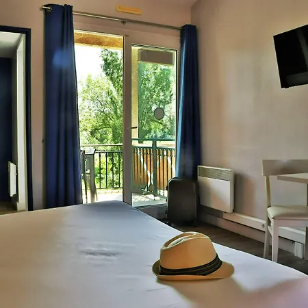 SOWELL RESIDENCES Les Hameaux de Camargue-2