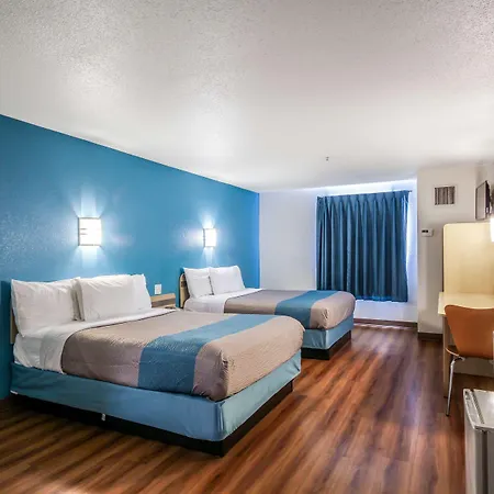 Motel 6 New Braunfels-3