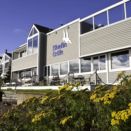 Bluefin Bay On Lake Superior-2